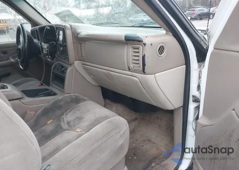 2003 Chevrolet Tahoe Ls из США, поврежденный, VIN 1GNEC13ZX3R166594